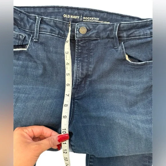 Old Navy Rockstar Built-in Sculpt Skinny Jeans in Dark Blue Wash Size 14 - Picture 7 of 10